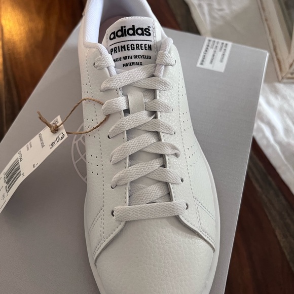 Adidas advantage court shoes - Picture 4 of 5